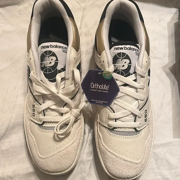 NWT New Balance 550 white black, mens size 8. - Picture 3 of 6